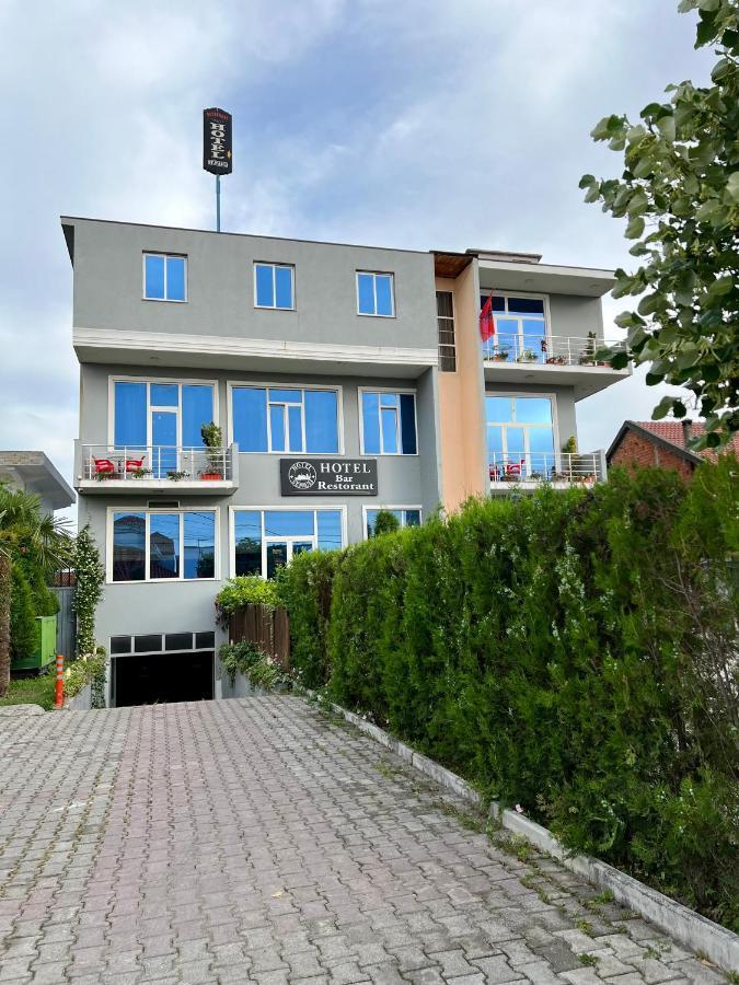 Hotel St.Pauli ชโคเดอร์ ภายนอก รูปภาพ