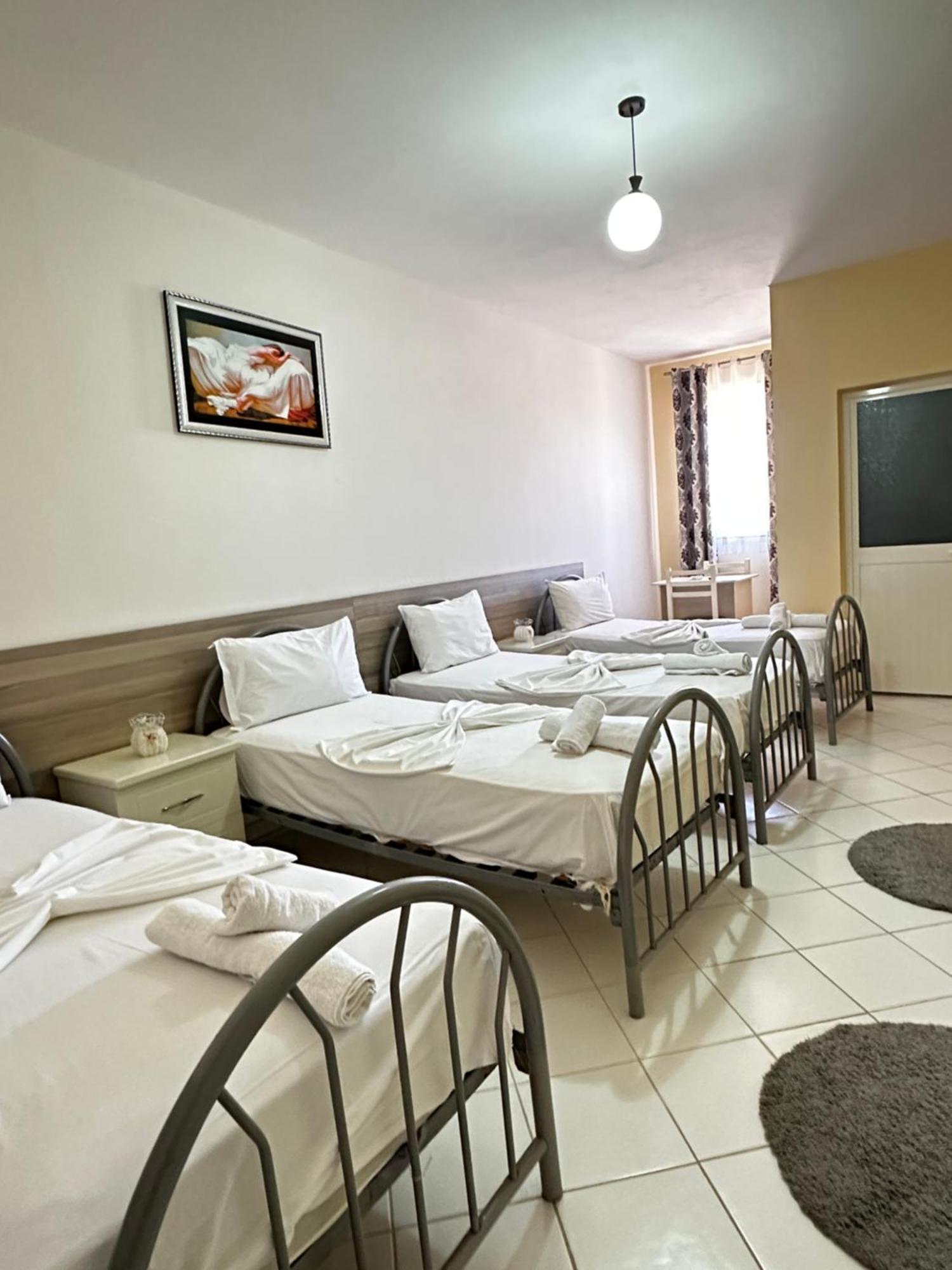 Hotel St.Pauli ชโคเดอร์ ภายนอก รูปภาพ